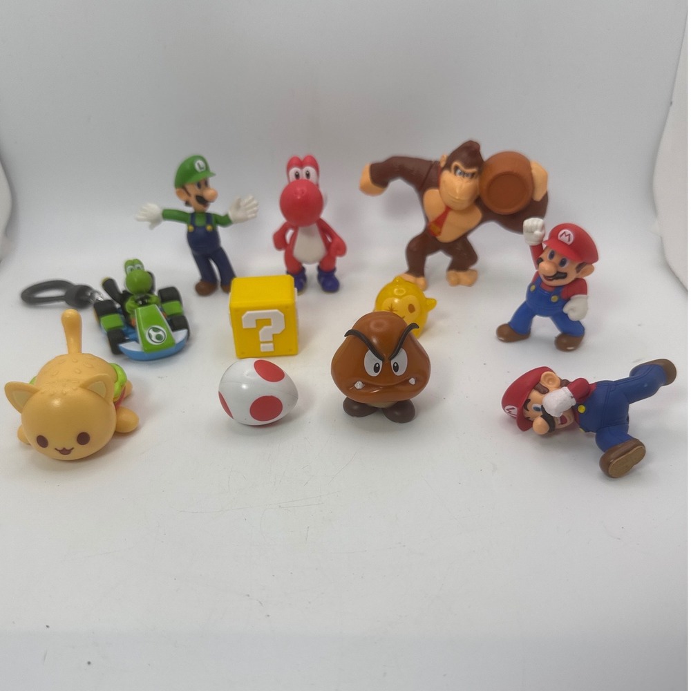 Nintendo Super Mario Figure Lot Jakks Mario Luigi Donkey Kong Yoshi Goomba 11pc